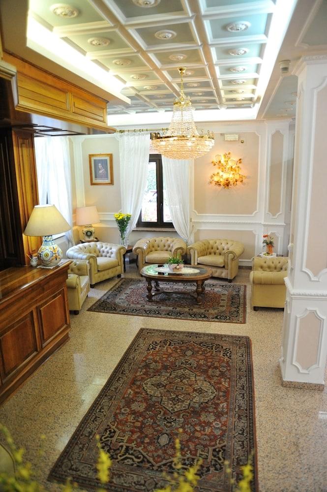 Hotel Savona モンテカティーニ・テルメ エクステリア 写真