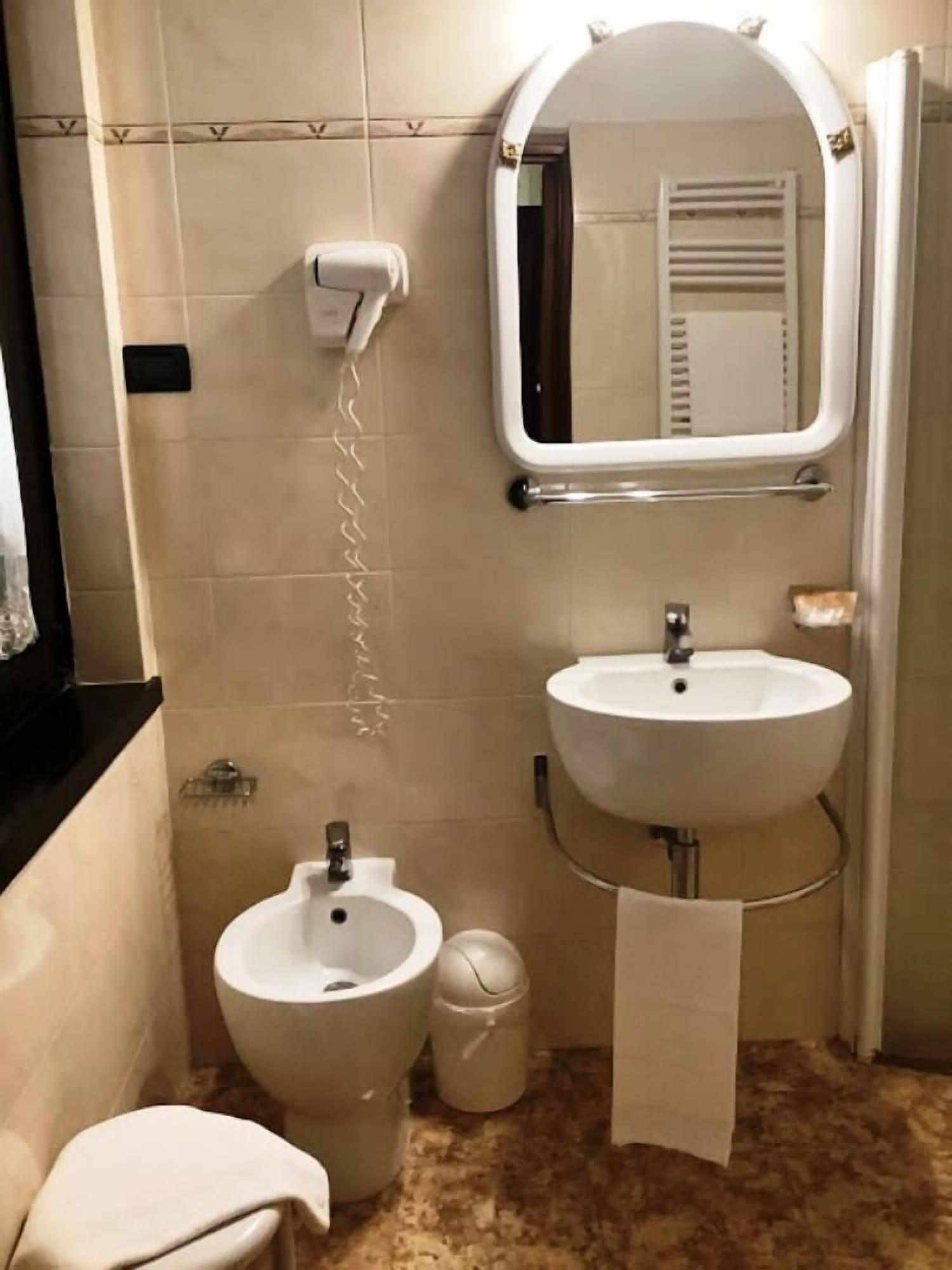 Hotel Savona モンテカティーニ・テルメ エクステリア 写真