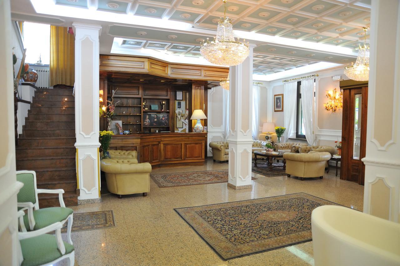 Hotel Savona モンテカティーニ・テルメ エクステリア 写真