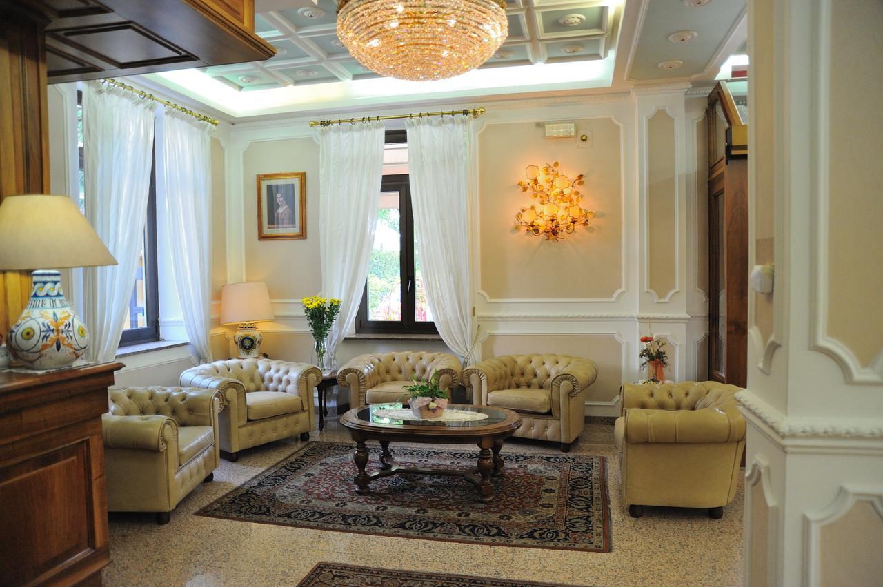 Hotel Savona モンテカティーニ・テルメ エクステリア 写真
